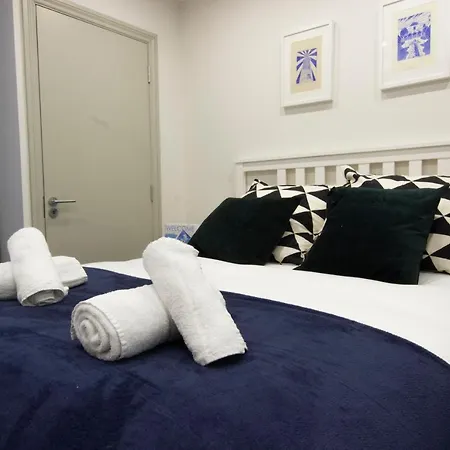 Modern And Spacious 4 Bedroom House In Connelly Station * Dublin