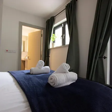 Modern And Spacious 4 Bedroom House In Connelly Station