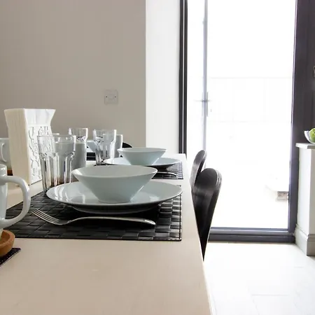 Apartment Modern And Spacious 4 Bedroom House In Connelly Station Dublin